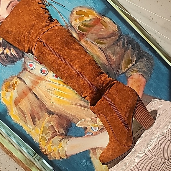 chase & Chloe boots - Picture 4 of 4